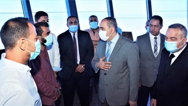 وزير الطيران المدنى