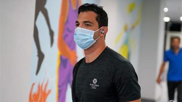 احمد الاحمر 