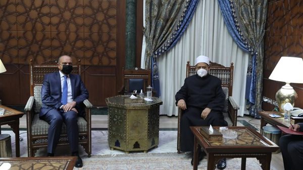 شيخ الازهر وسفير