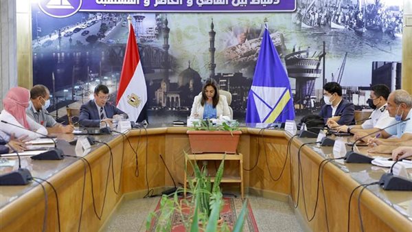 محافظ دمياط خلال