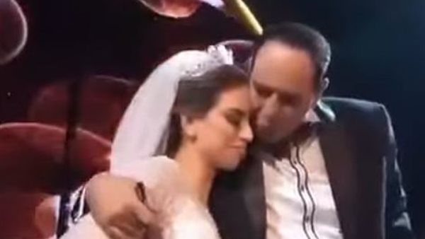 العروسة ووالدها 