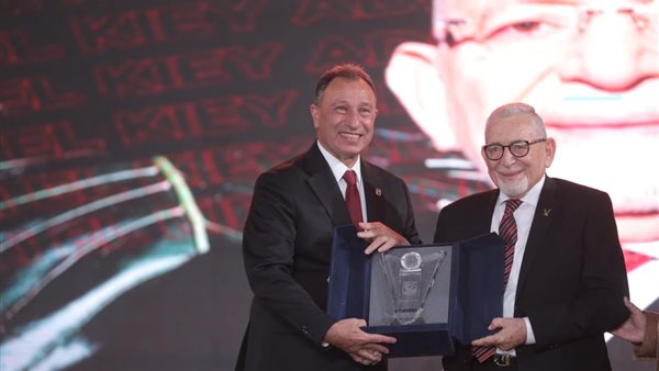 عدلى القيعى 