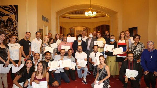 خلال التكريم 