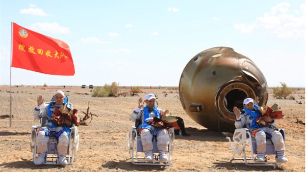 رواد الفضاء الصينيين
