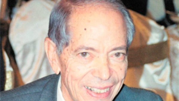 الدكتور أسامة الباز