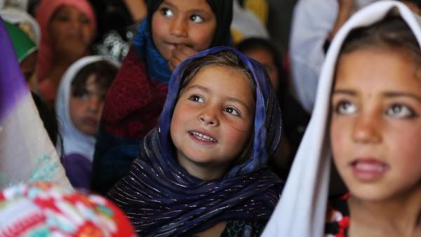 أطفال أفغان