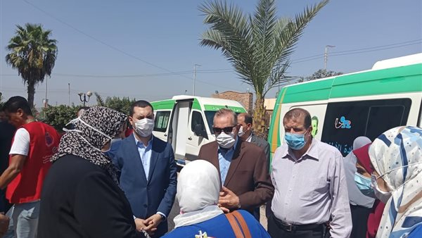 محافظ كفر الشيخ خلال