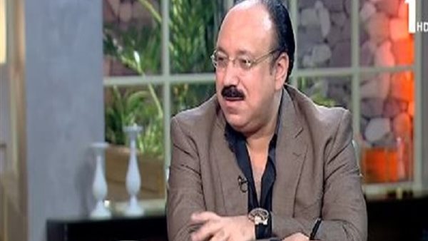 الدكتور محمد عز العرب