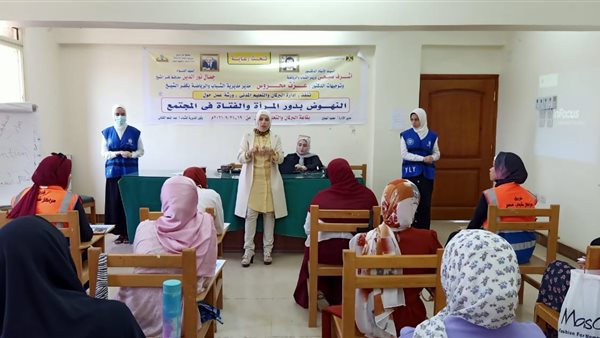 جانب من الندوة