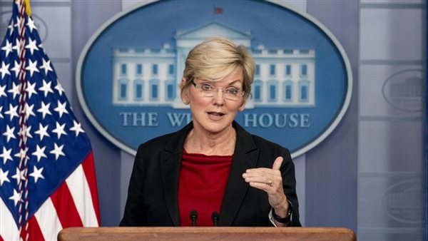 وزيرة الطاقة الأمريكية