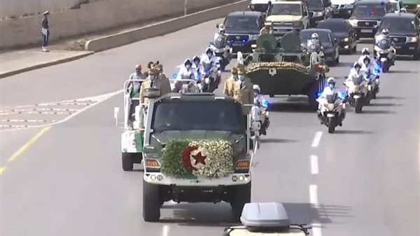 جانب من جنازة رئيس