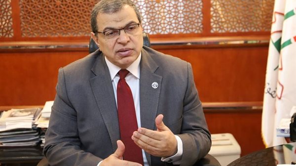 وزير القوي العاملة