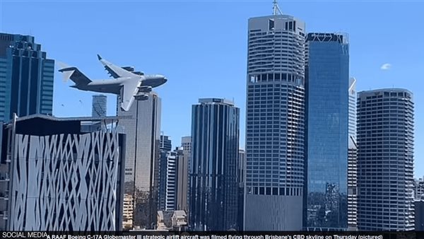 طائرة الشحن