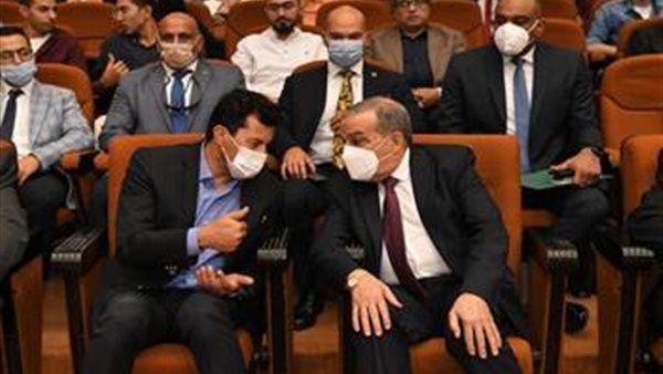 الدكتور أشرف صبحي