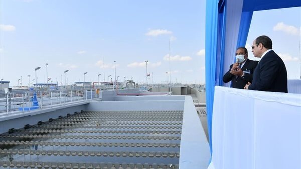 الرئيس السيسي يتفقد