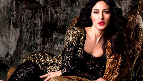 اسرار جاذبية مونيكا