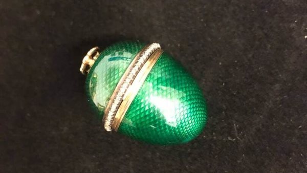 البيضة الذهبية 