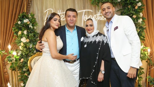 خطوبة ابنة مصطفي