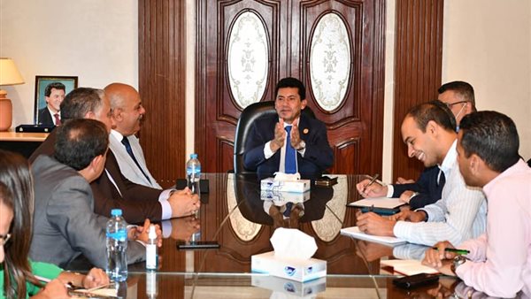 الدكتور أشرف صبحي