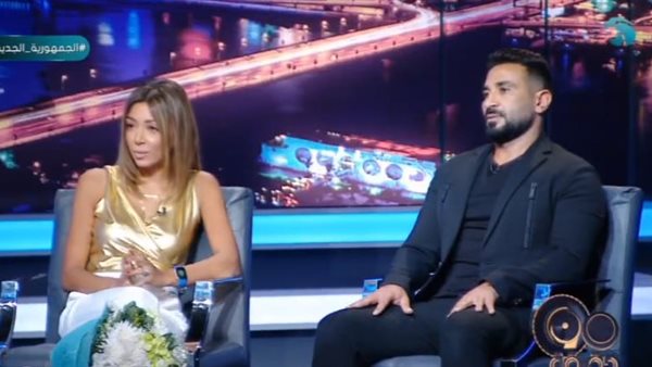 أحمد سعد وزوجته 