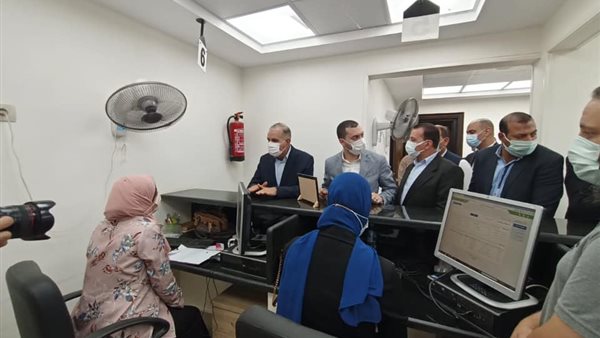 محافظ كفر الشيخ خلال