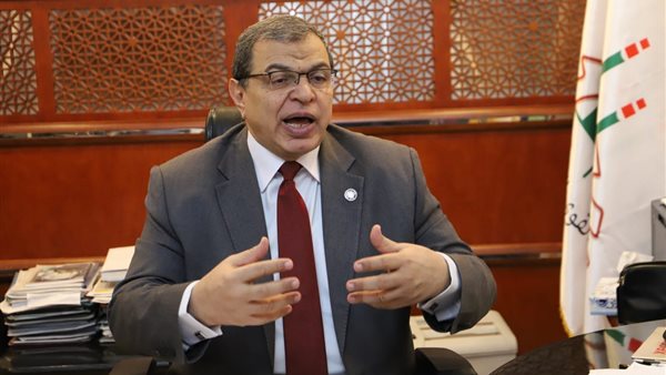 وزير القوي العاملة