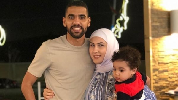 مؤمن زكريا وزوجته