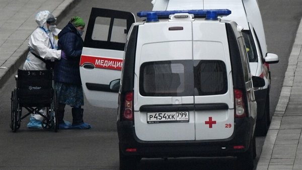 فيروس كورونا يتفشى