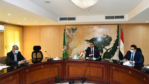 اجتماع محافظ الفيوم