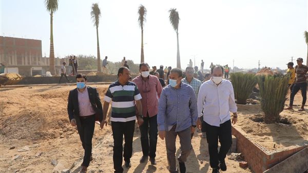 محافظ المنوفية خلال