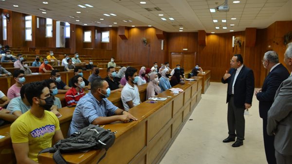 رئيس جامعة الإسكندرية