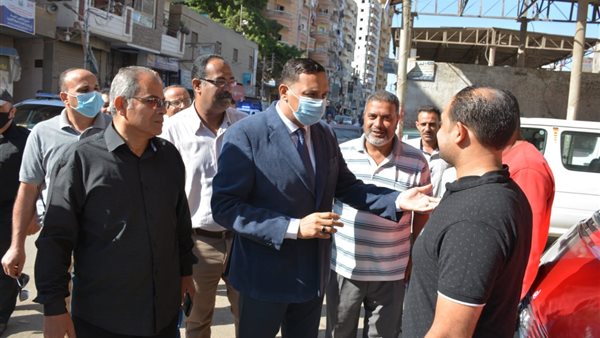 محافظ الدقهلية خلال