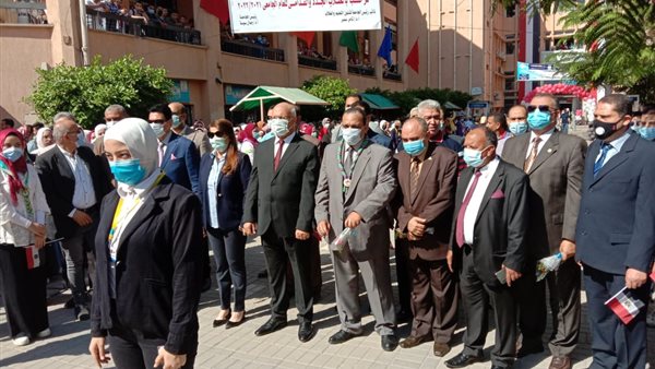 رئيس جامعة بنها يتفقد