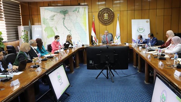 وزير القوى العاملة