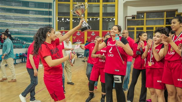 سيدات سلة الأهلى