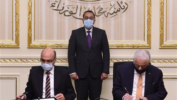 جانب من مراسم التوقيع