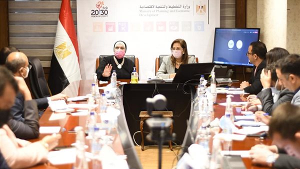 اجتماع وزيرتا التخطيط