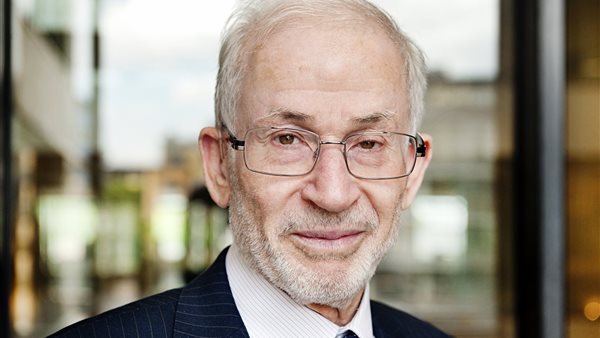 إبراهيم منير 