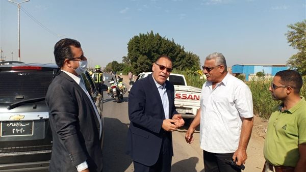 محافظ الشرقية خلال