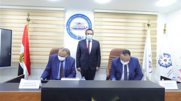 جانب من مراسم التوقيع