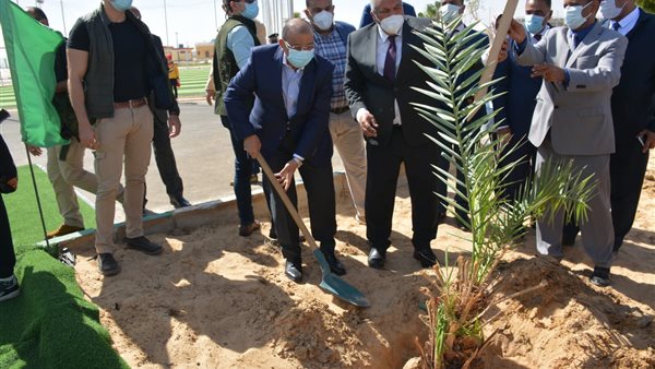 وزير التنمية المحلية