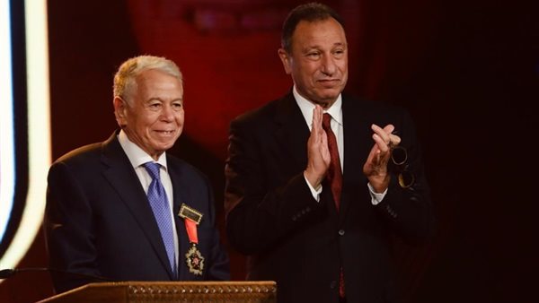 الخطيب وحسن حمدي