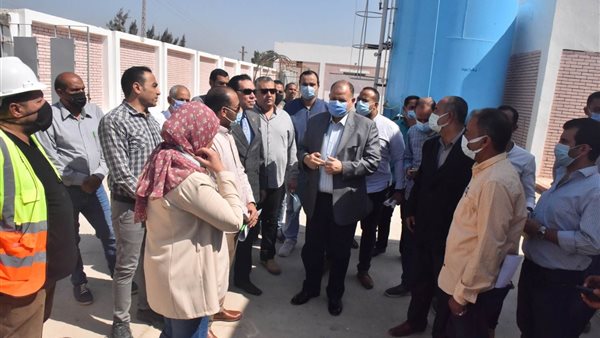 محافظ اسيوط خلال