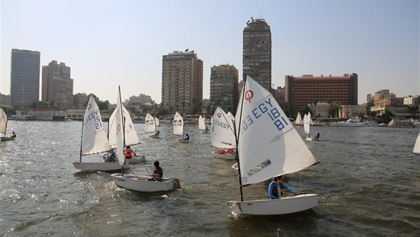 سباق القوارب الشراعية