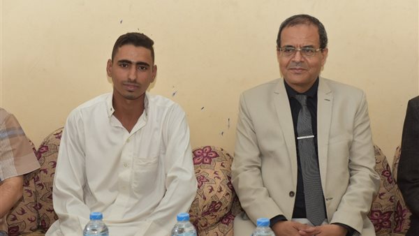 الطالب والقائم بأعمال