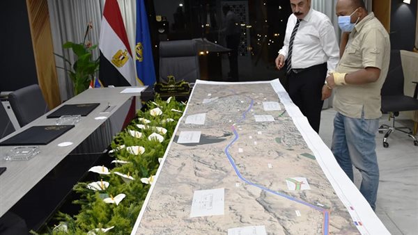 أشرف عطية محافظ أسوان