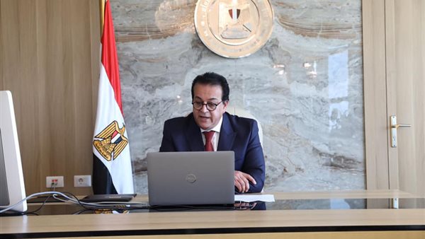 وزير التعليم العالي