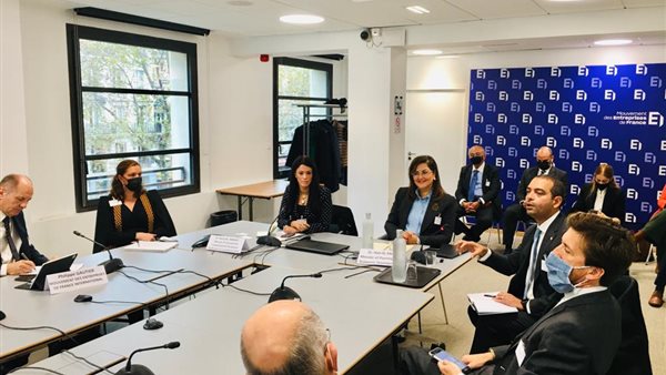 وزيرتا التخطيط والتعاون