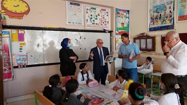 محافظ بورسعيد خلال