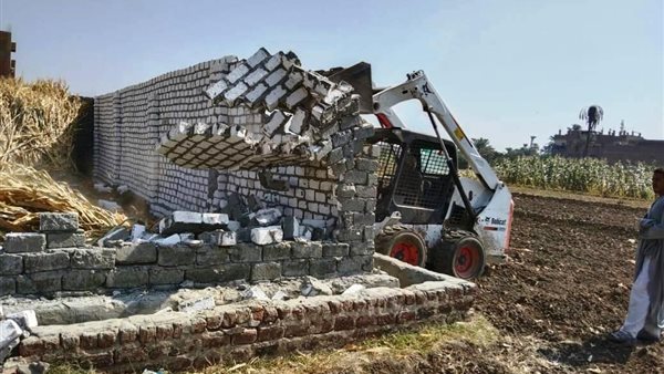 جانب من عمليات الازالة